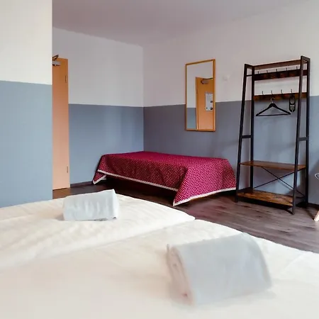 Restaurant Und Alberthafen 3*