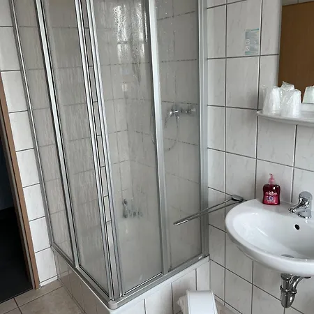 Konukevi Restaurant Und Alberthafen Dresden