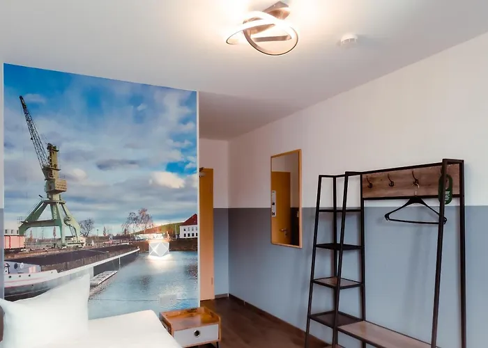 Πανσιόν Restaurant Und Alberthafen 3*