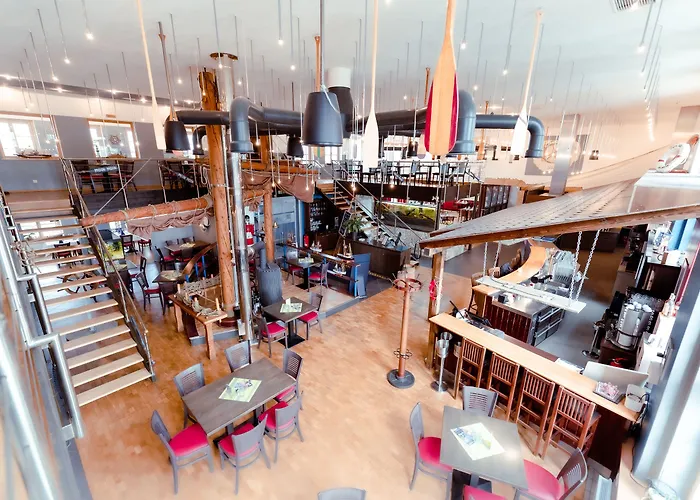 Restaurant Und Alberthafen Πανσιόν Δρέσδη