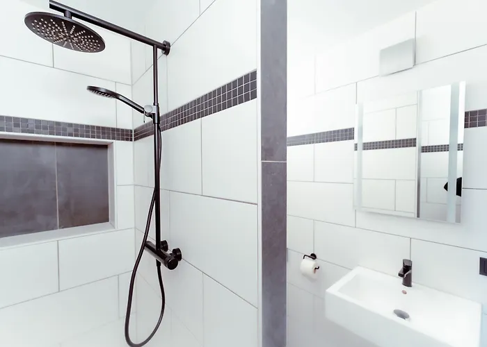 Πανσιόν Restaurant Und Alberthafen