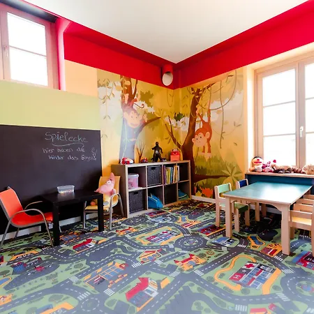 Pensjonat Restaurant Und Alberthafen 3*